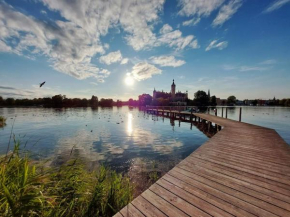 zentrale Ferienwohnung - direkt am See und Schloß, Schwerin
